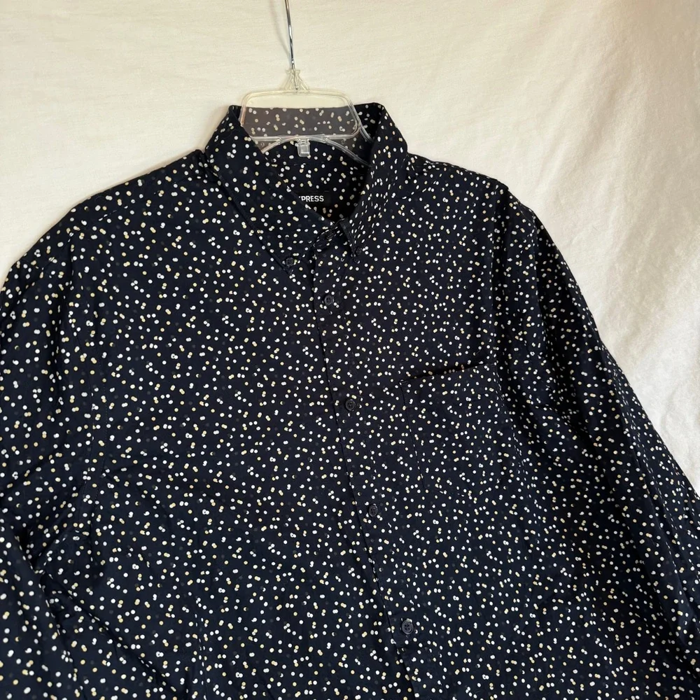 Express Men's Navy and White Polka Dot Shirt - Picture 4 of 5